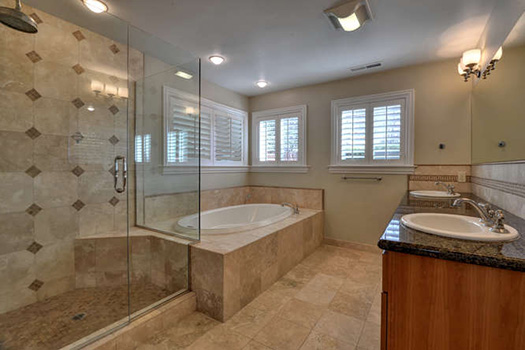 San Jose Corporate Rentals - West San Jose Executive Rental - Master Bathroom